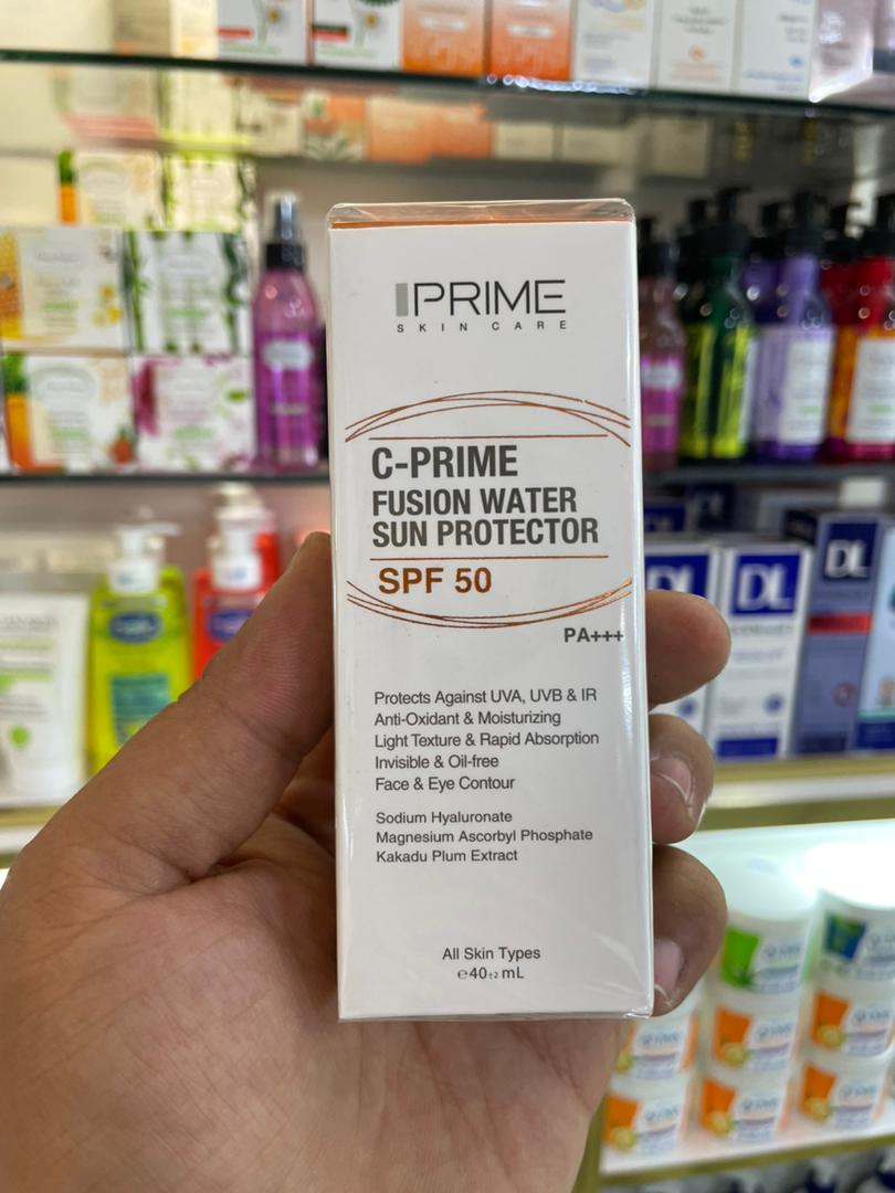 ضد آفتاب فلوئیدی پرایم SPF50 ( فیوژن واتر ) حاوی ویتامین سی حجم 40 میل